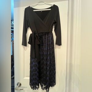 Elegant Black and Blue Maternity Dress